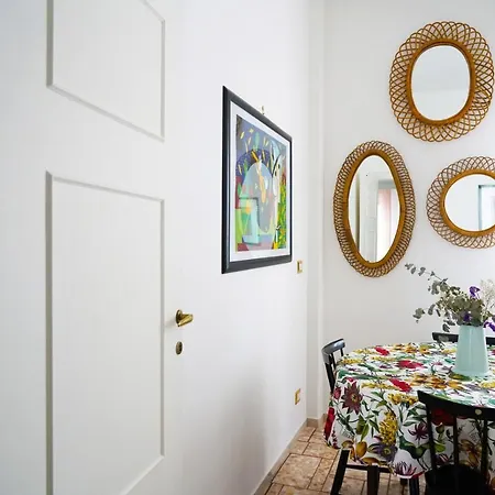 بيت للعطل Mid House *